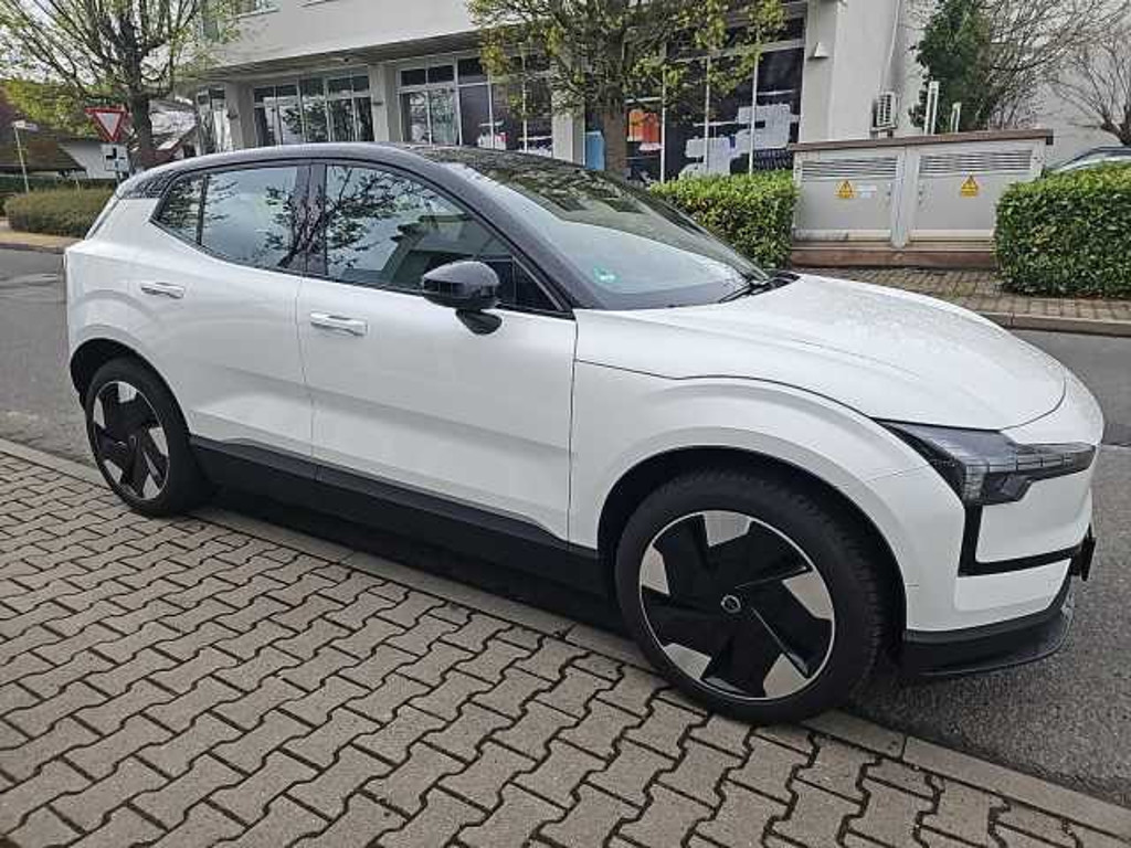 Volvo EX30