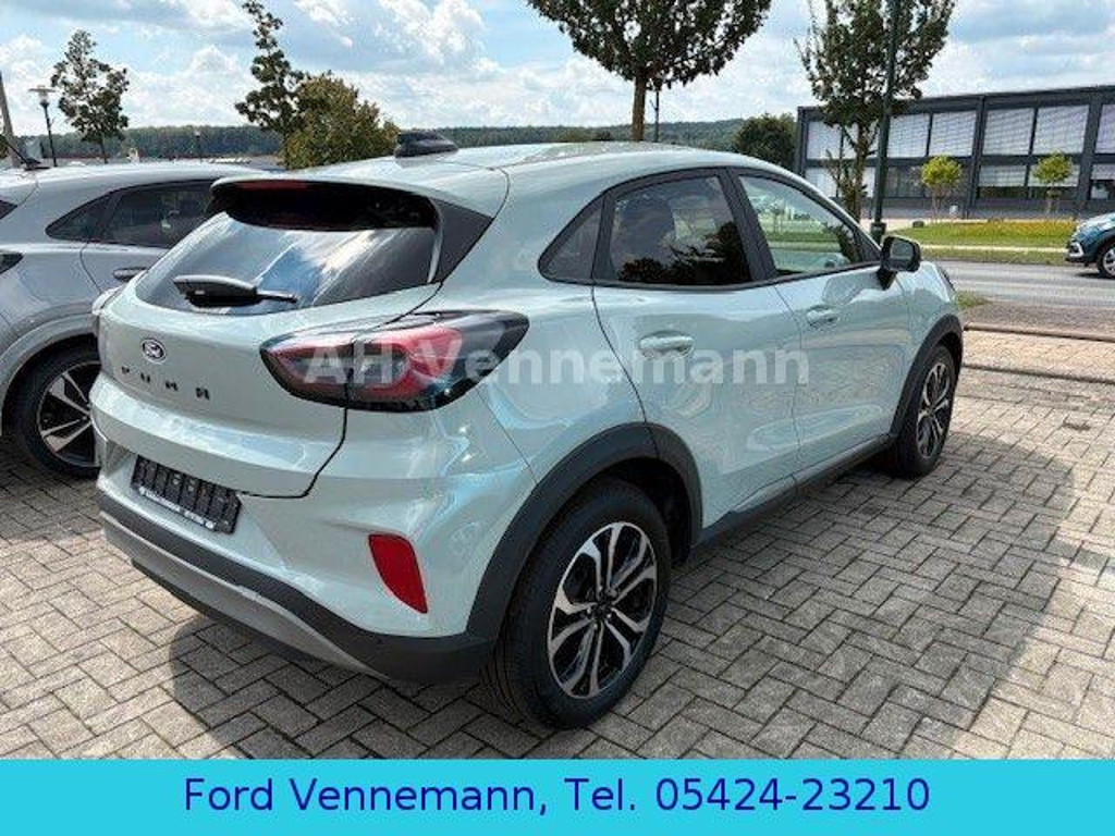 Ford Puma EcoBoost Titanium