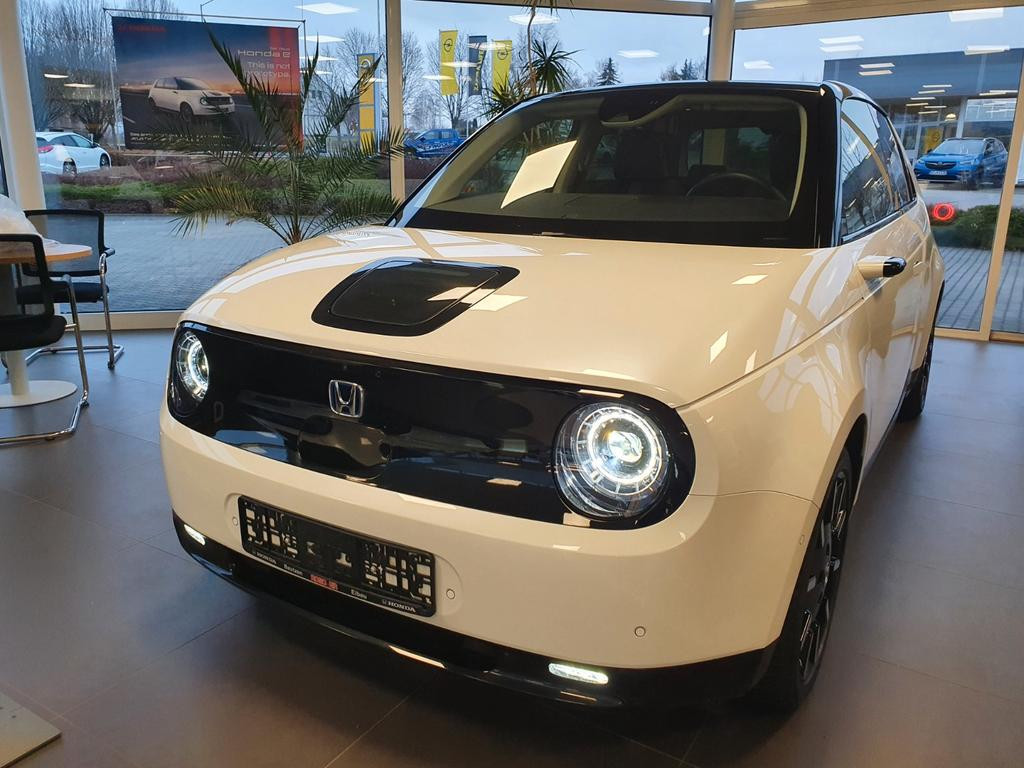 Honda e