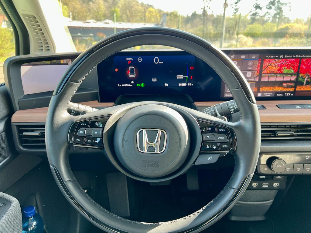 Honda e