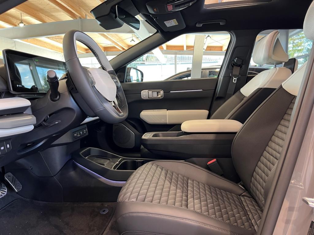 Kia EV4
