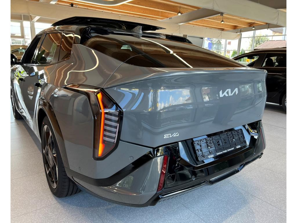 Kia EV4