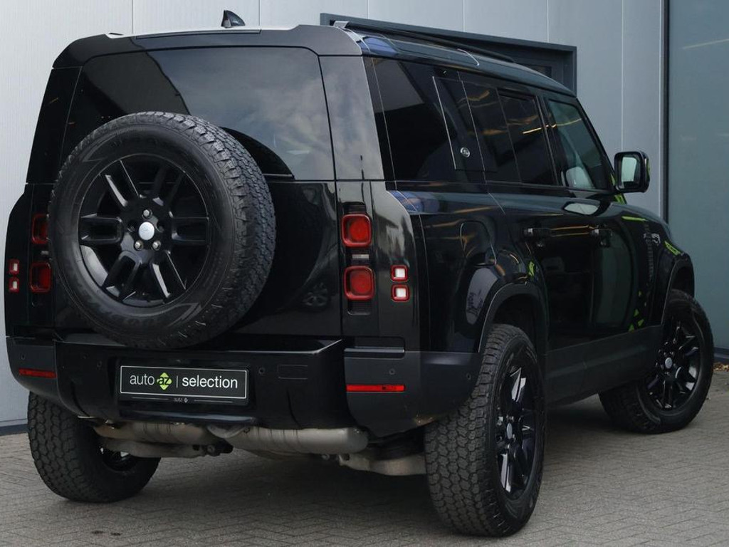 Land Rover Defender Dynamic SE 3.0 MHEV D200 110