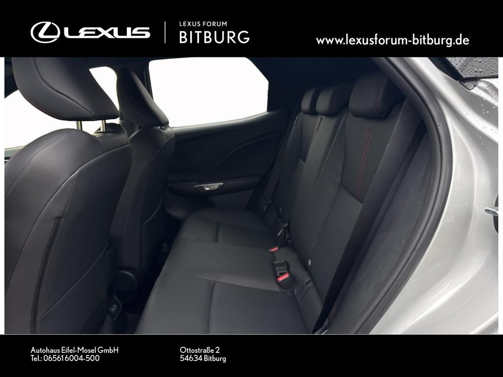Lexus LBX