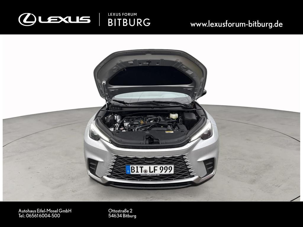 Lexus LBX