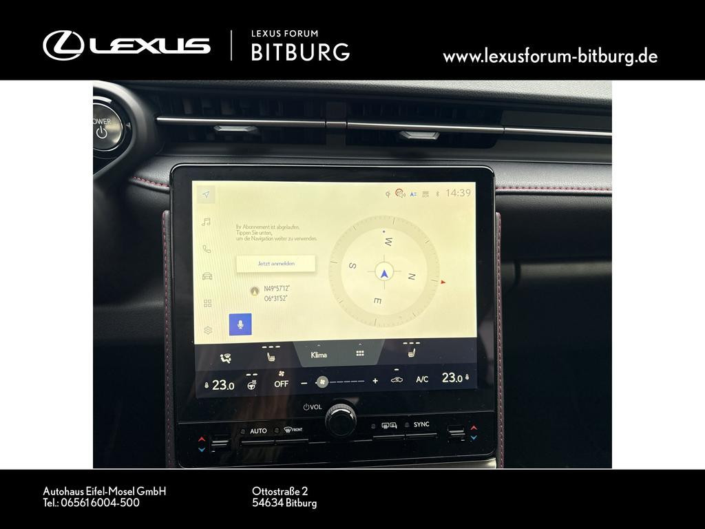 Lexus LBX