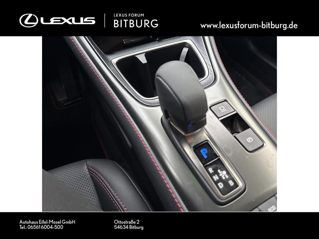 Lexus LBX