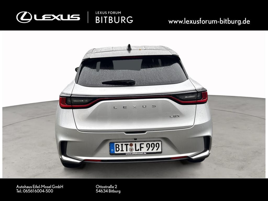 Lexus LBX