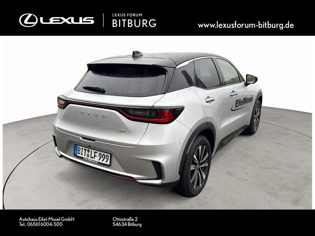 Lexus LBX