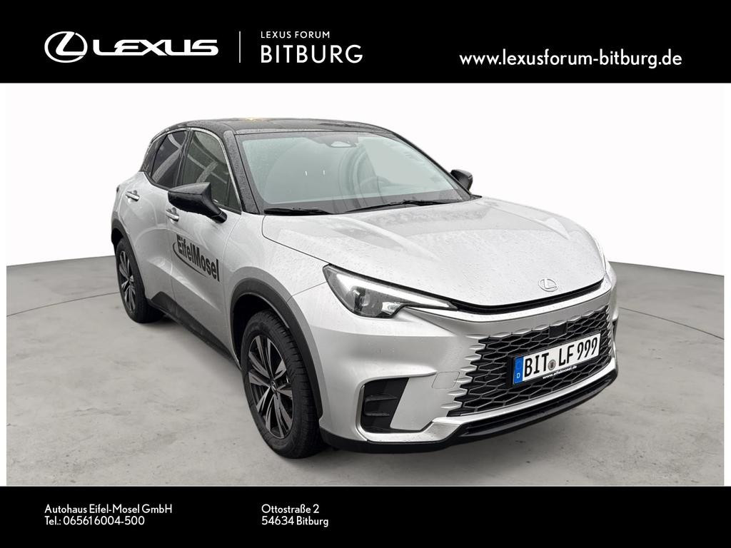 Lexus LBX