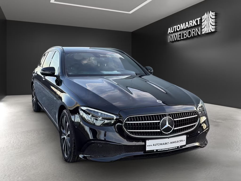 Mercedes-Benz E-Klasse E 300 AVANTGARDE E 300 e