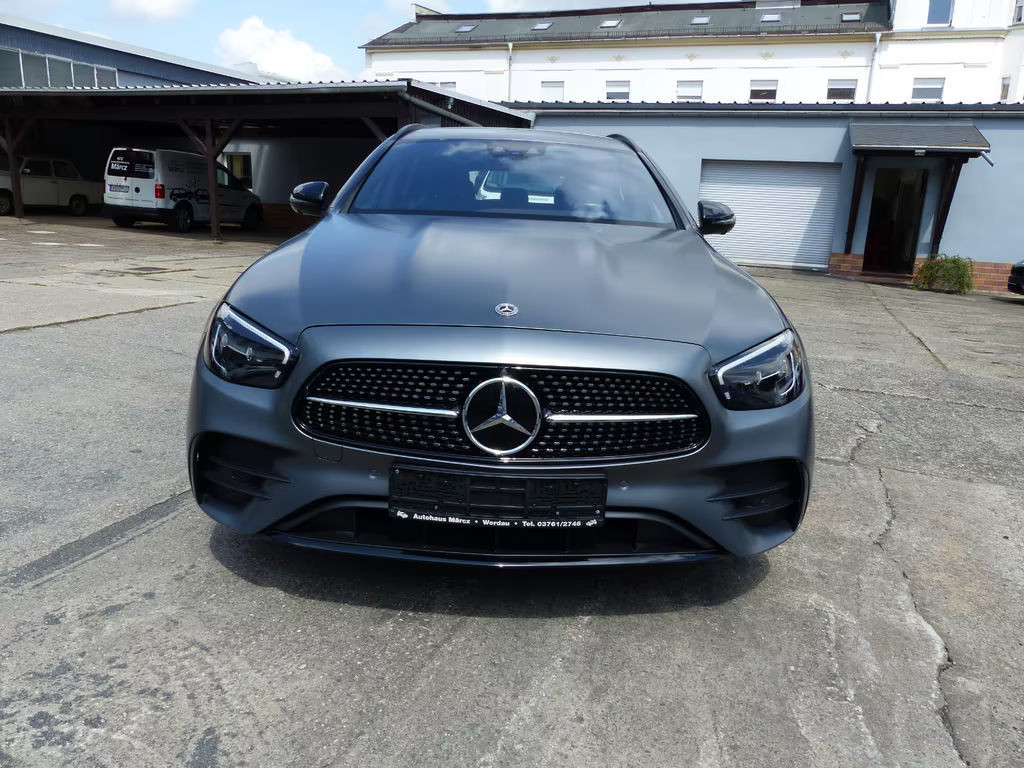 Mercedes-Benz E-Klasse E 300 4MATIC AMG Line Estate E 300 de