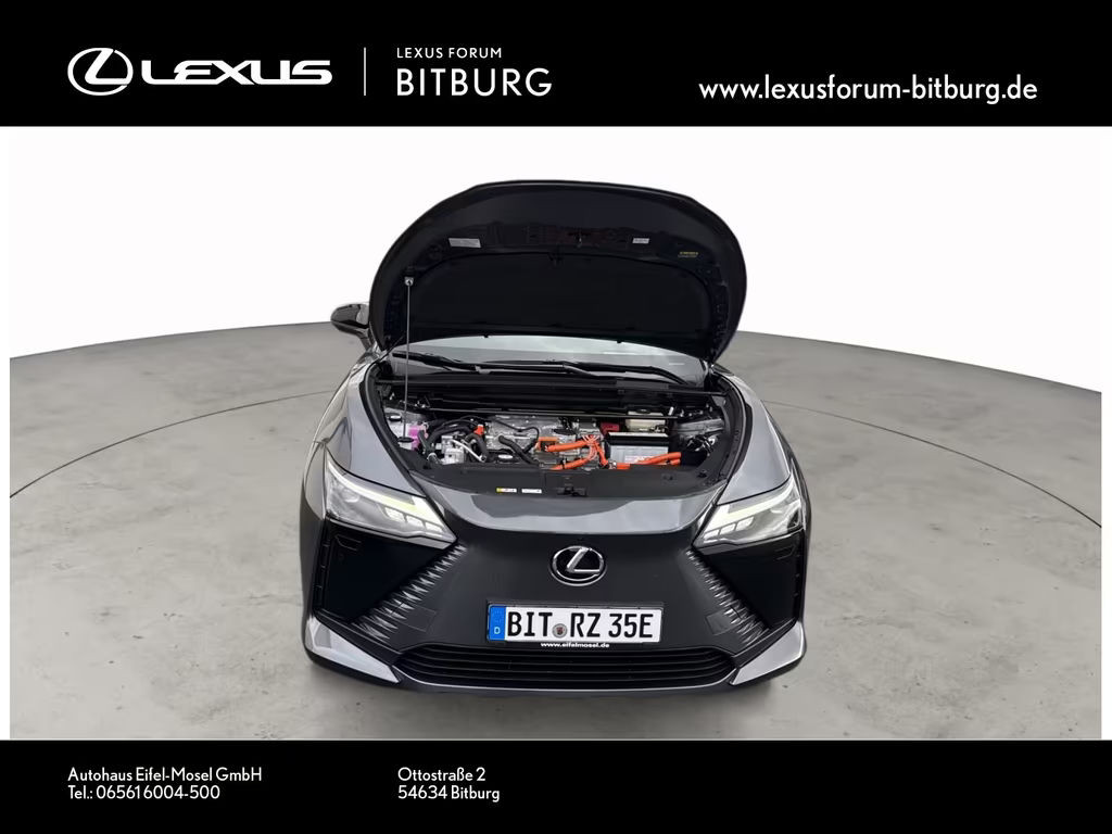 Lexus RZ