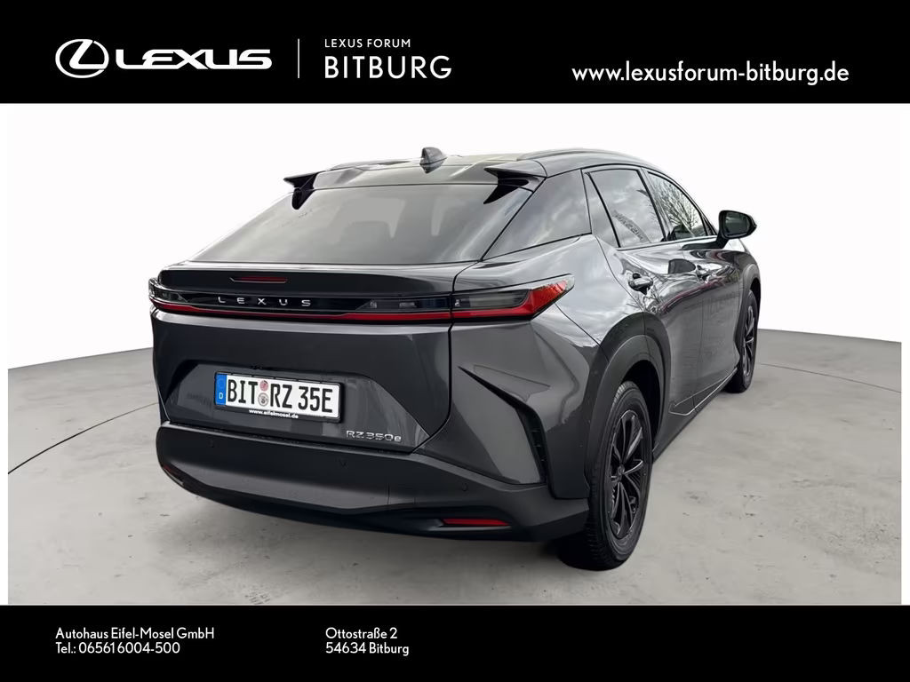 Lexus RZ