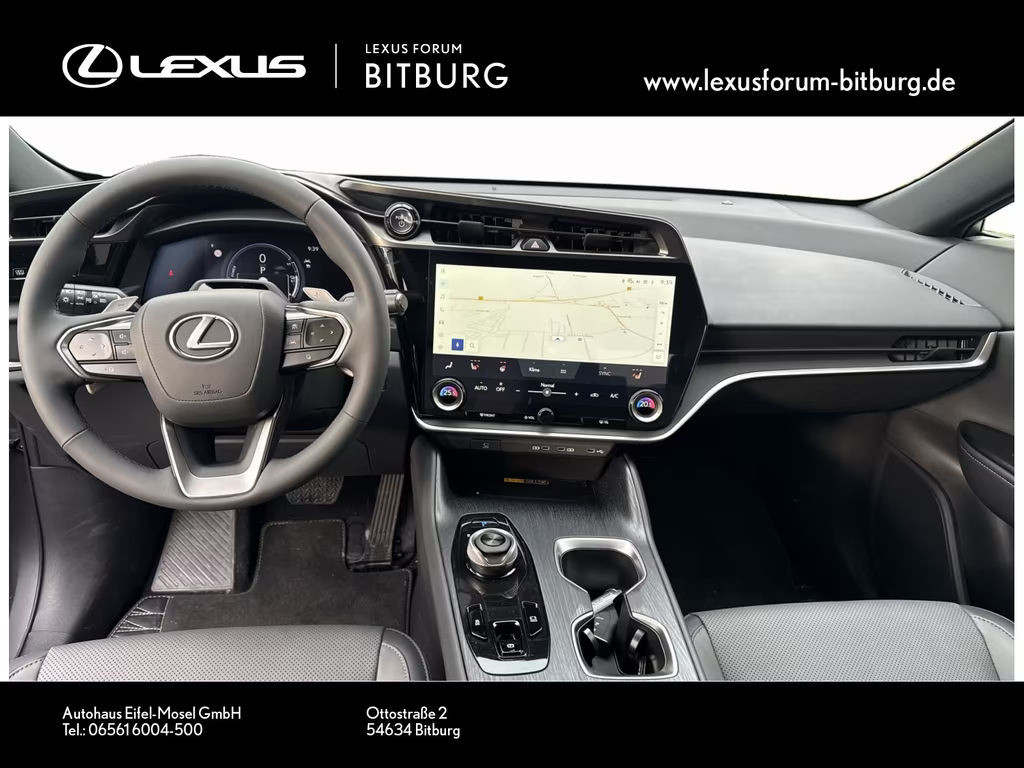 Lexus RZ