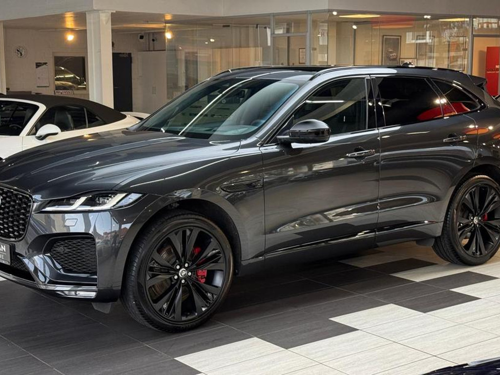 Jaguar F-Pace