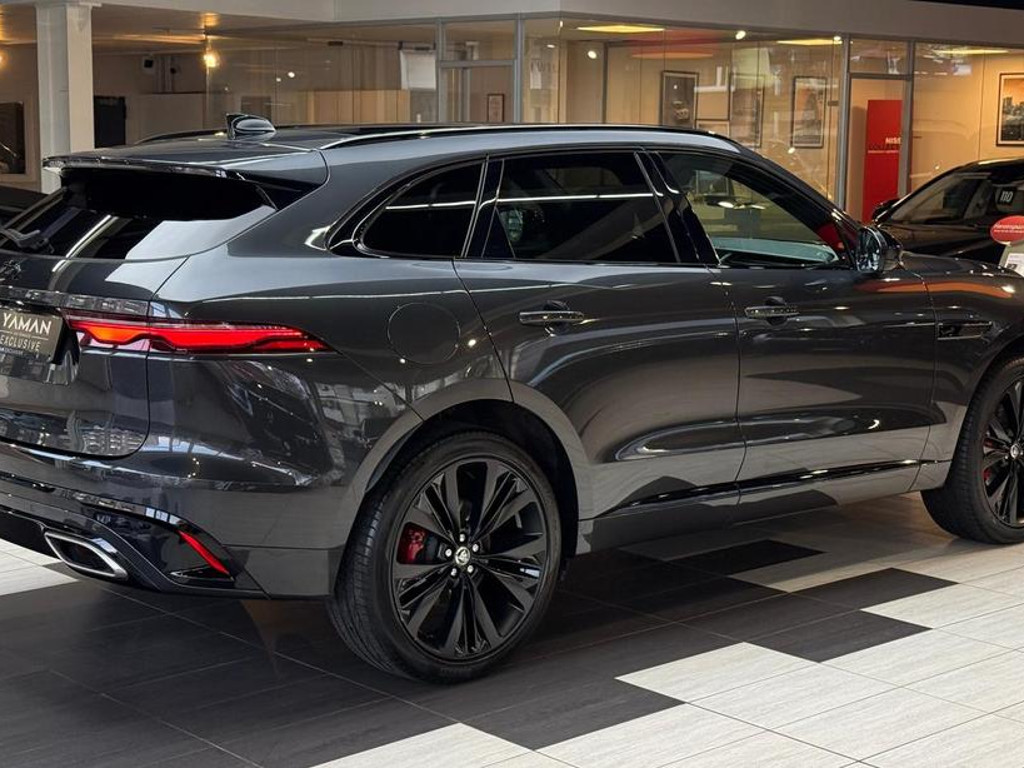 Jaguar F-Pace