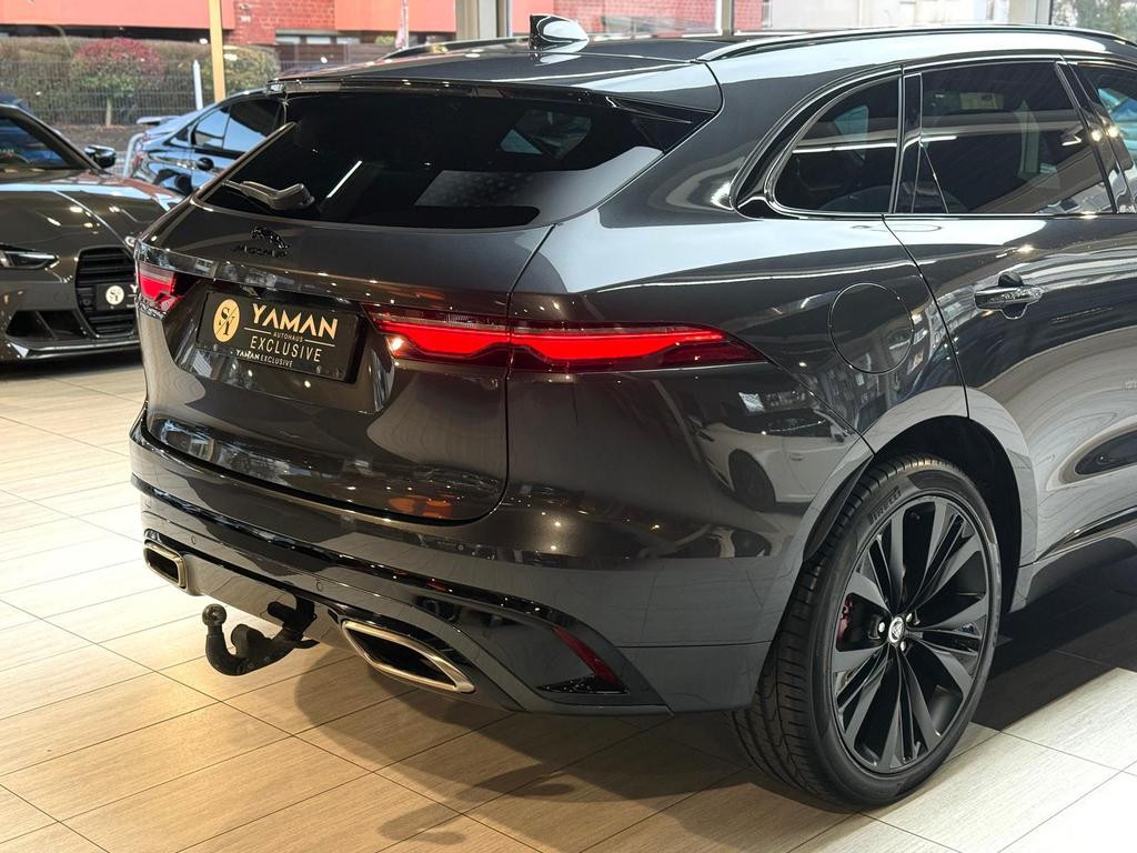 Jaguar F-Pace