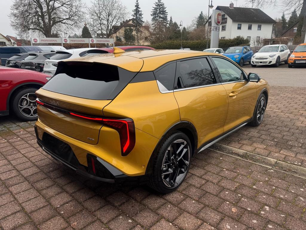 Kia K4