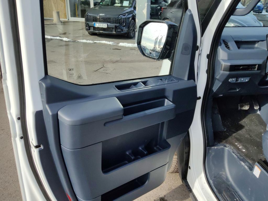 Kia PV5 Passenger