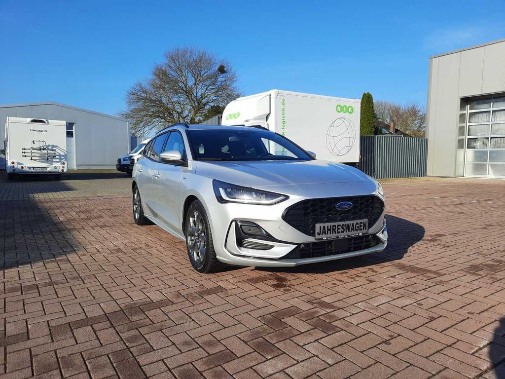 Ford Focus EcoBoost Wagon ST Line