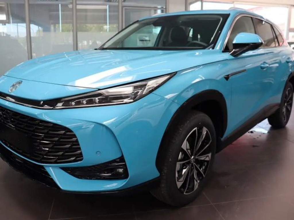 MG HS Luxury