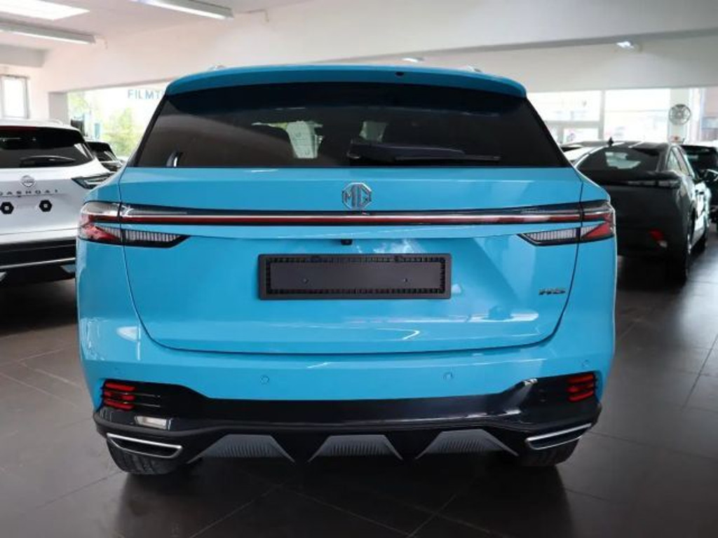MG HS
