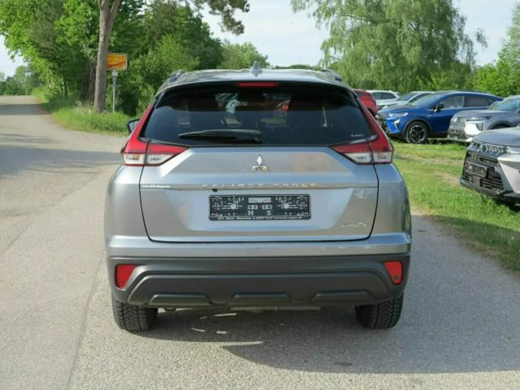 Mitsubishi Eclipse Cross Basis, mit Garantie auf 8 Jahre 3f2