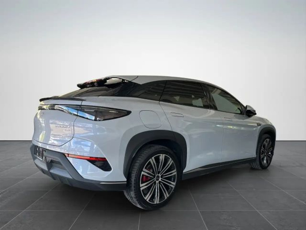 BYD Sealion 7