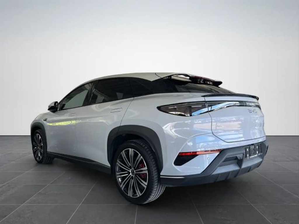 BYD Sealion 7