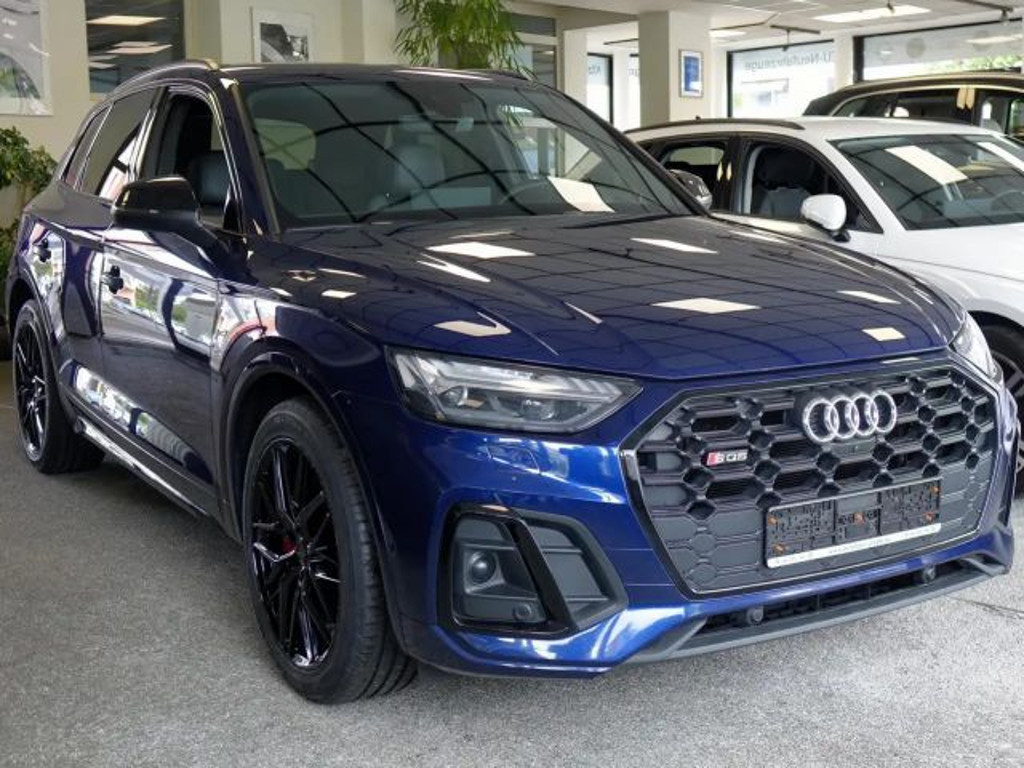 Audi SQ5 +Pano+HUD+Massage+Carbon+H/K+Matrix+360+SHZ hinten