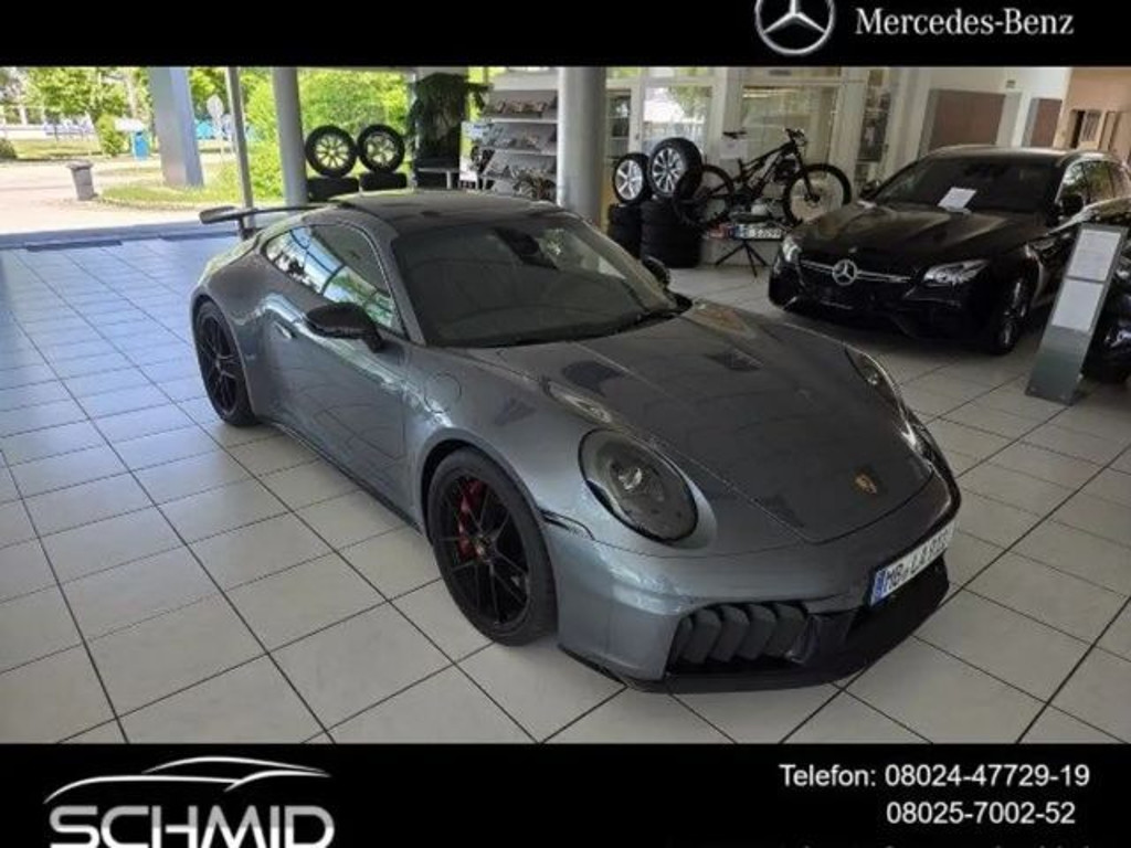 Porsche 911 GTS Coupé 992 Carrera