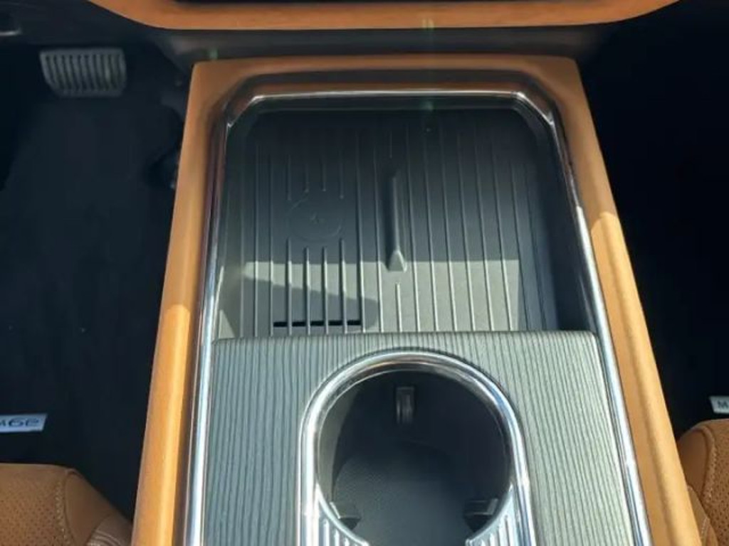 Mazda 6e