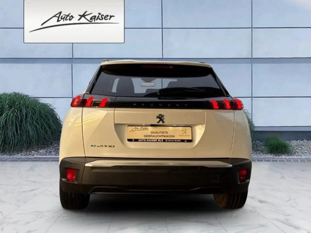 Peugeot e-2008