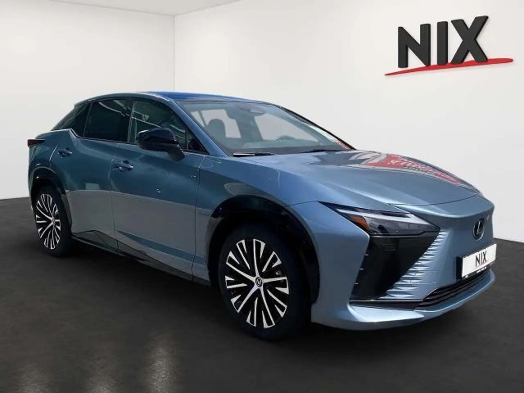 Lexus RZ