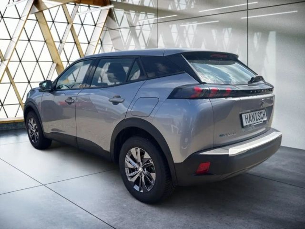 Peugeot e-2008