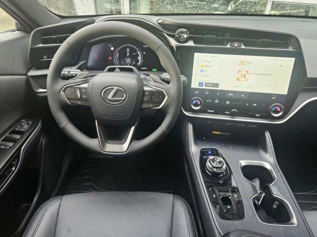 Lexus RZ