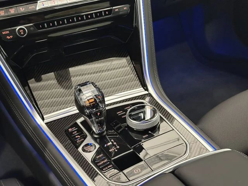 BMW M850