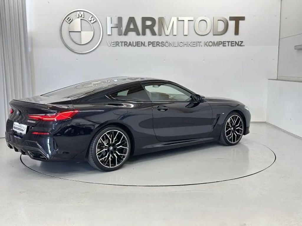 BMW M850