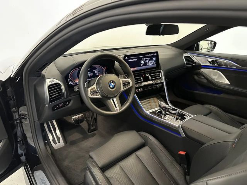 BMW M850