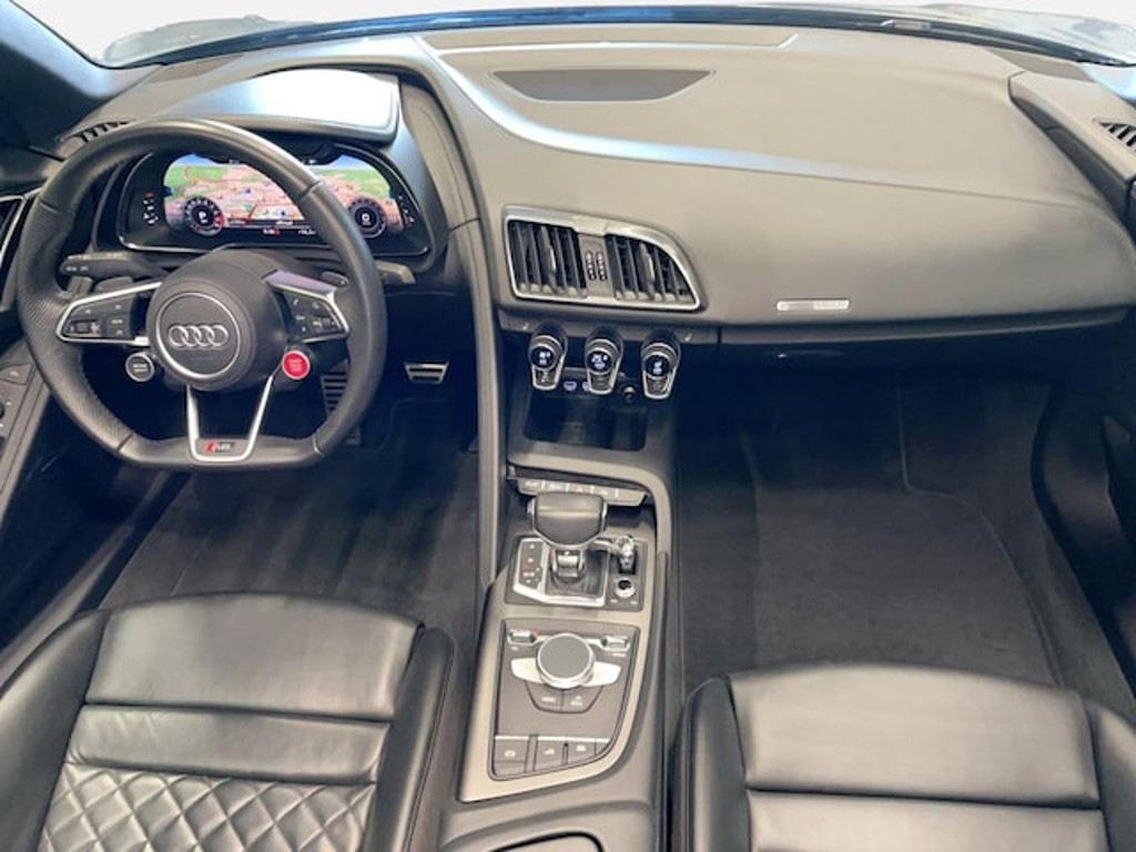 Audi R8