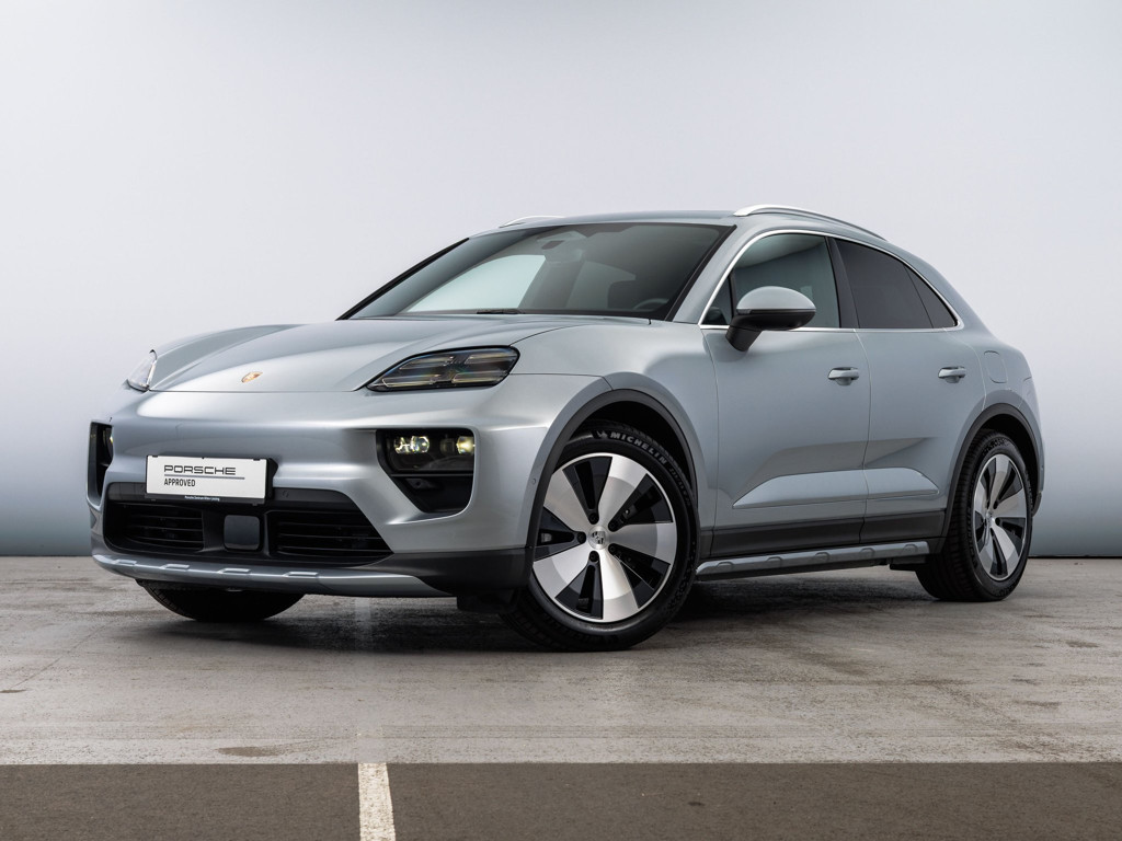 Porsche Macan 4