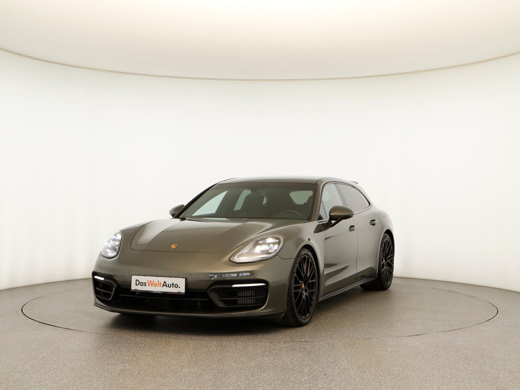 Porsche Panamera E-Hybrid 4