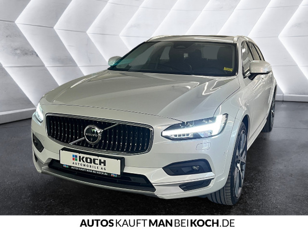 Volvo V90 Cross Country