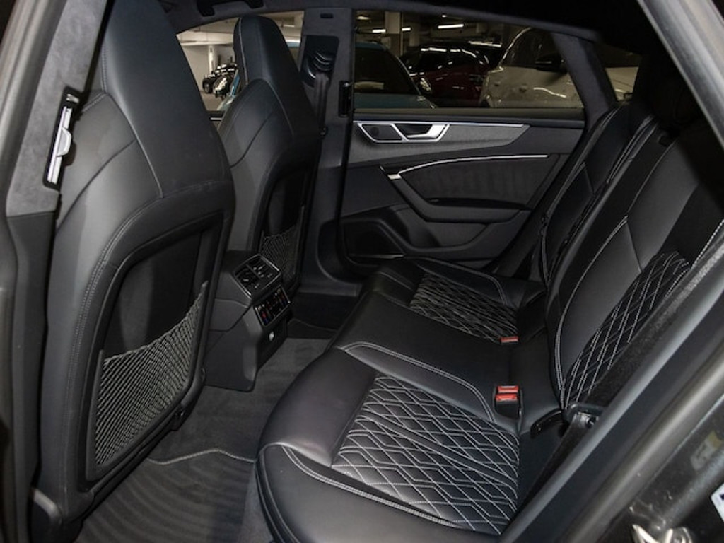 Audi S7