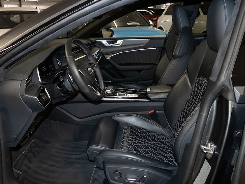 Audi S7
