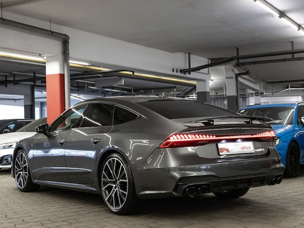 Audi S7
