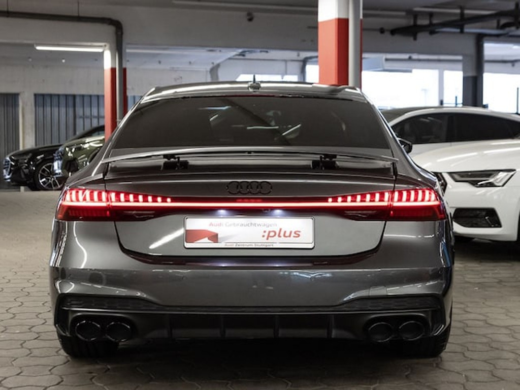 Audi S7