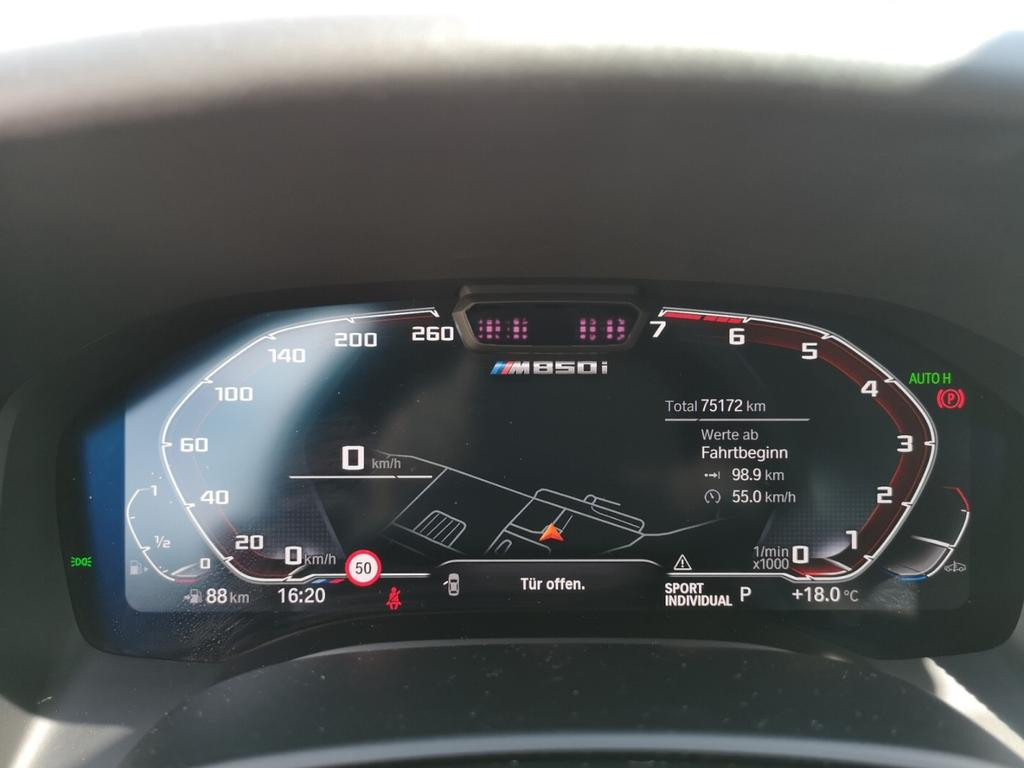 BMW M850