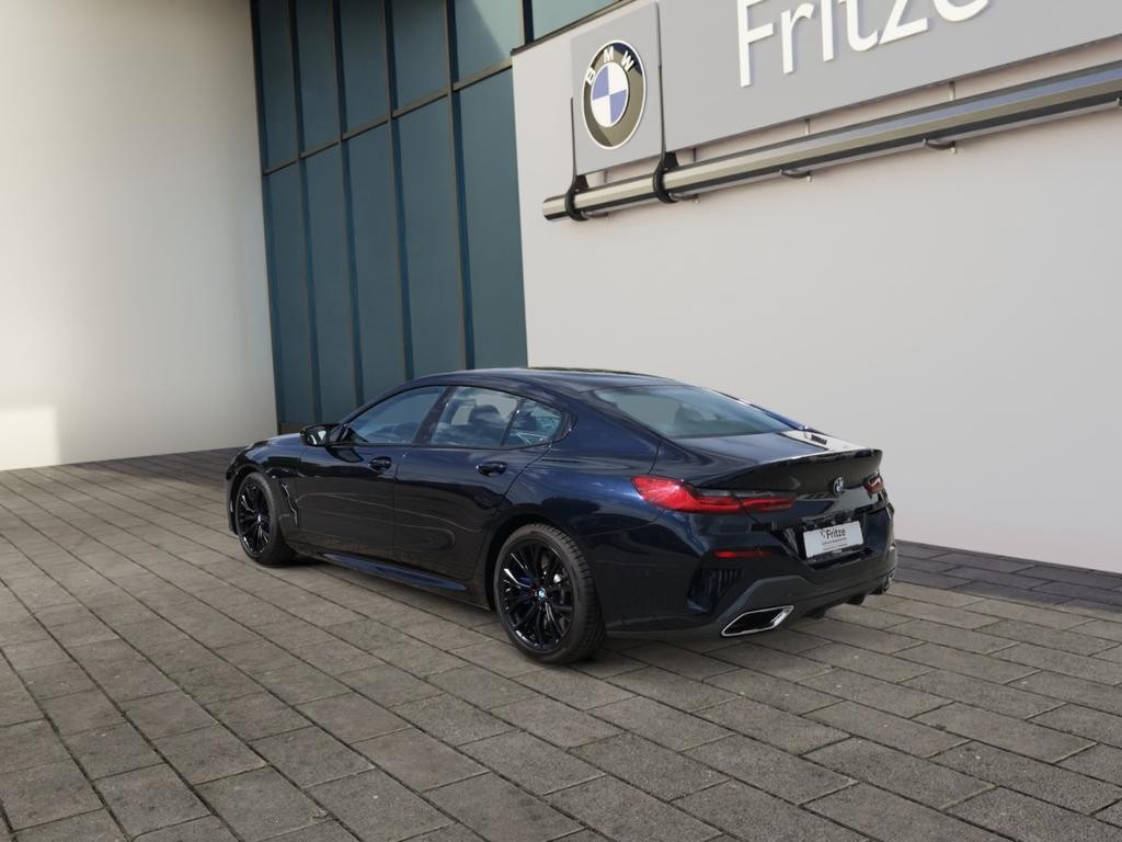 BMW M850